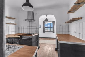 Photo 19- click for photo gallery